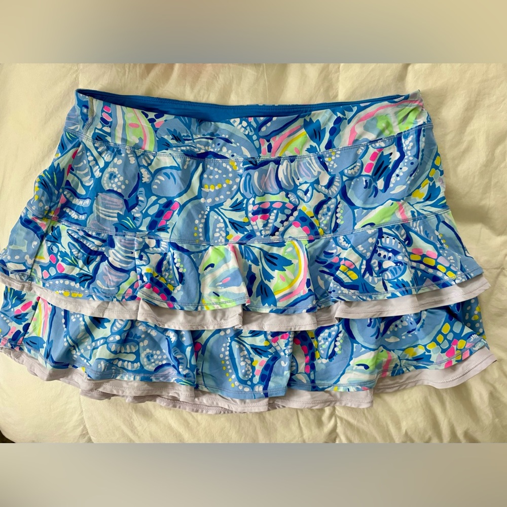 Lilly Pulitzer nylon and spandex skirt size XL.